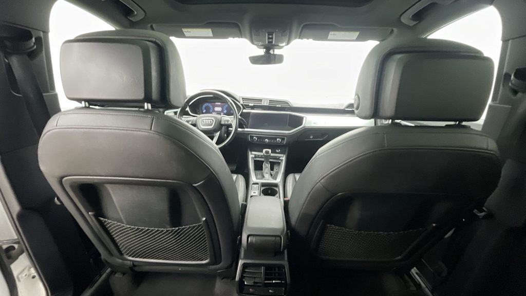 Thumbnail: 2020 Audi Q3 - 9