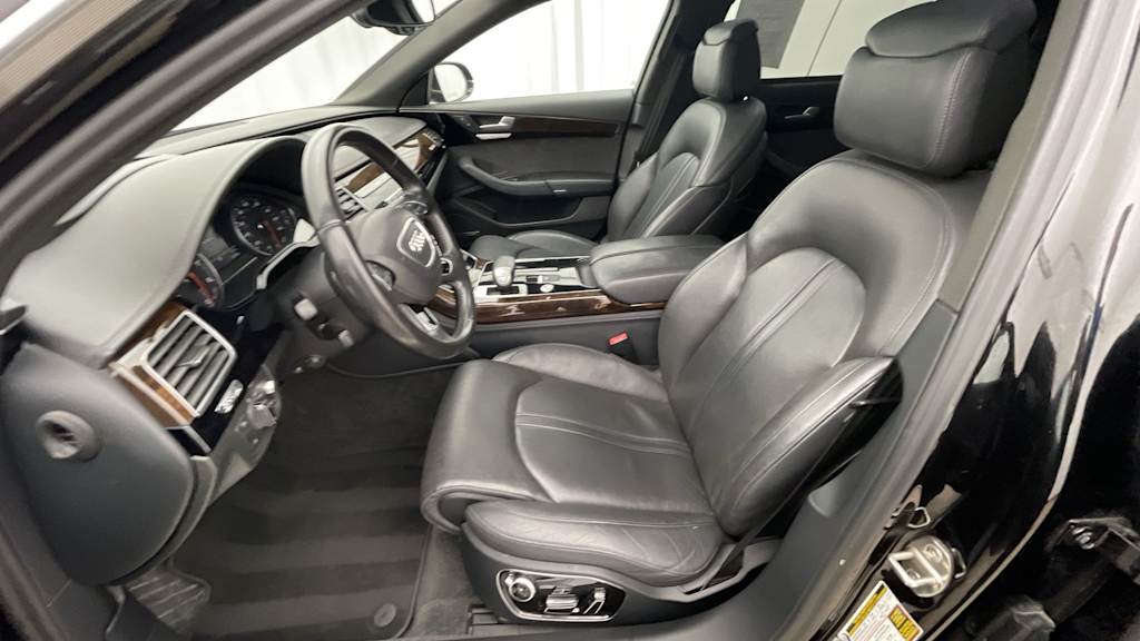 Thumbnail: 2015 Audi A8 - 11