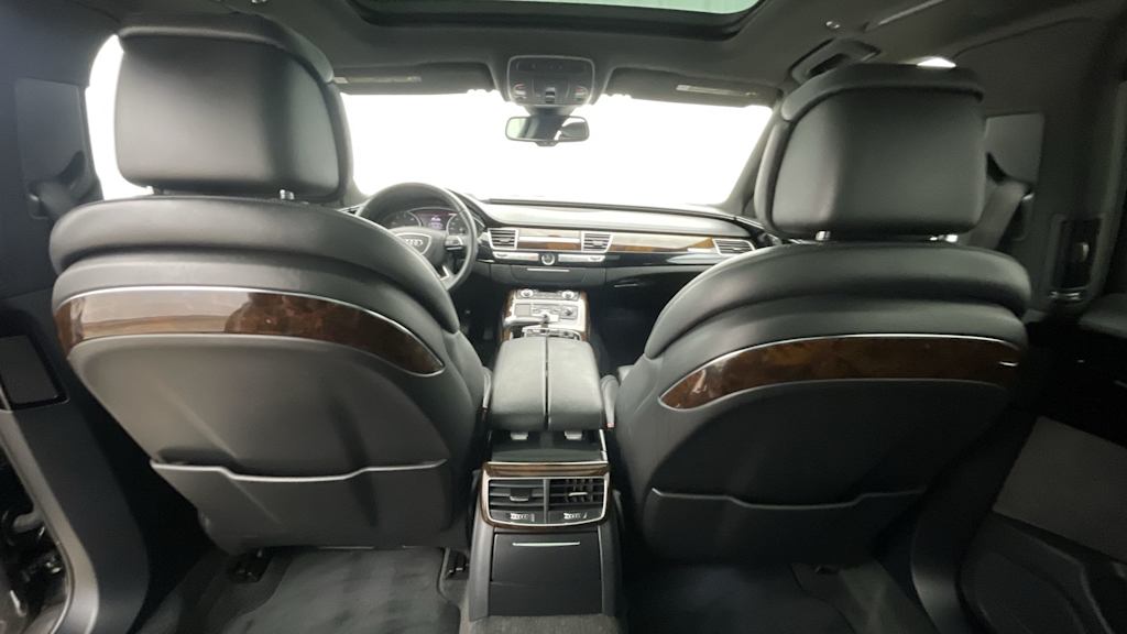 Thumbnail: 2015 Audi A8 - 21