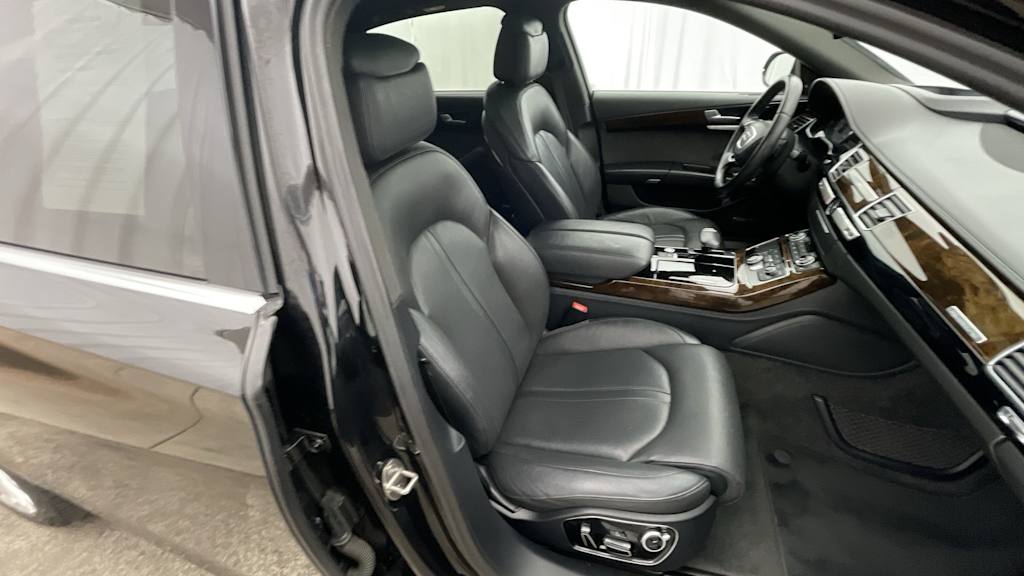 Thumbnail: 2015 Audi A8 - 25
