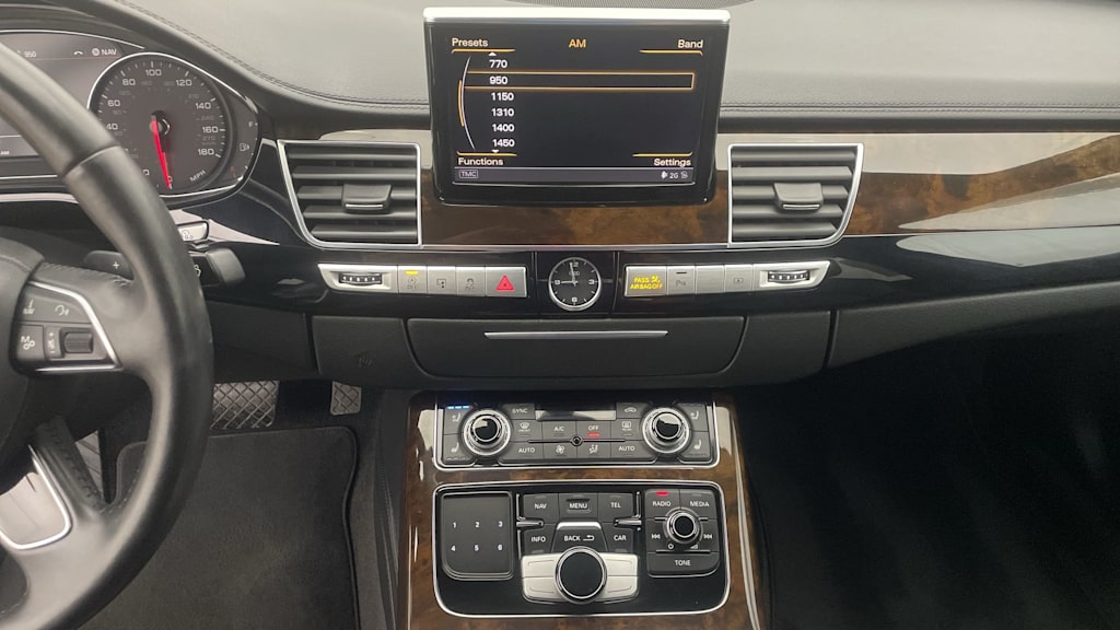 Thumbnail: 2015 Audi A8 - 29
