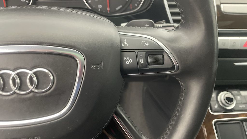 Thumbnail: 2015 Audi A8 - 27