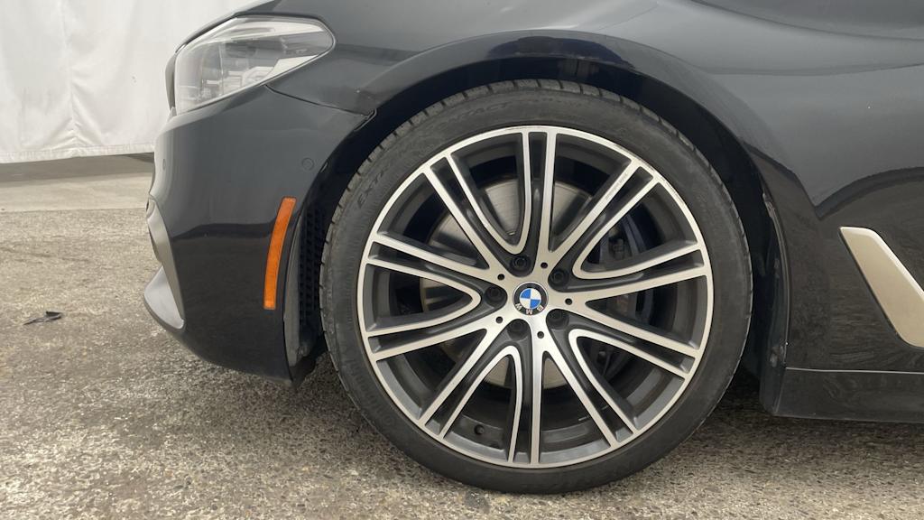Thumbnail: 2018 BMW 5 Series - 7
