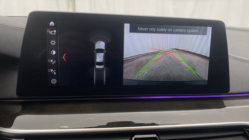 Thumbnail: 2018 BMW 5 Series - 20