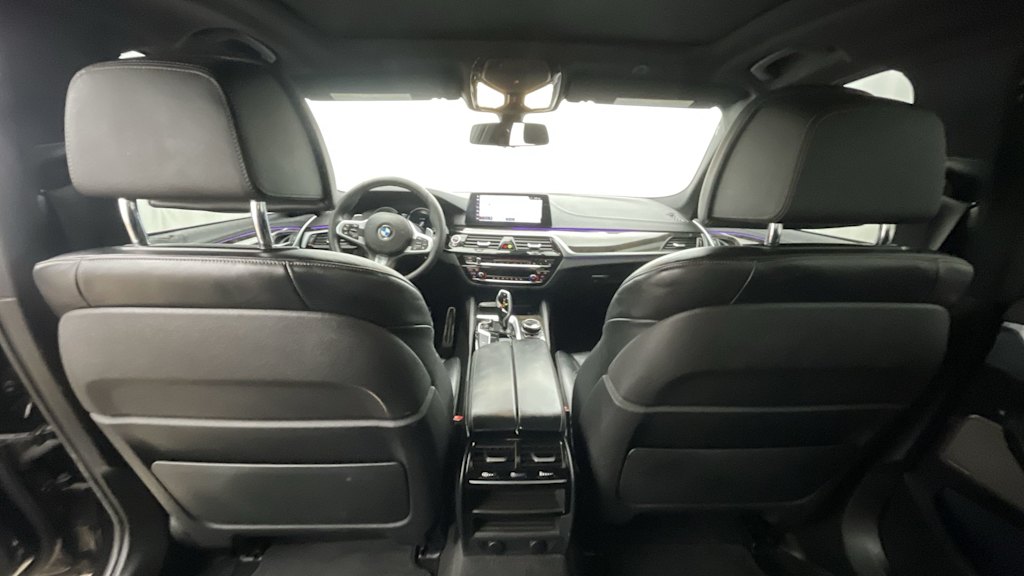 Thumbnail: 2018 BMW 5 Series - 9