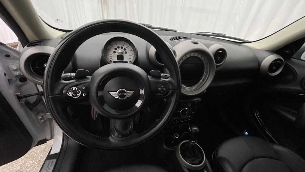 Thumbnail: 2012 MINI Cooper Countryman - 2