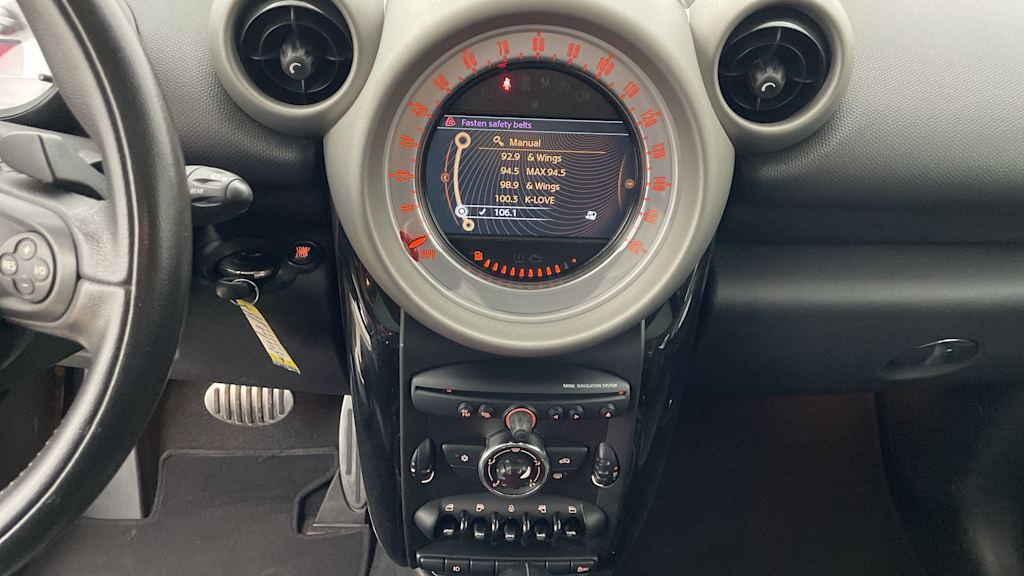 Thumbnail: 2012 MINI Cooper Countryman - 27