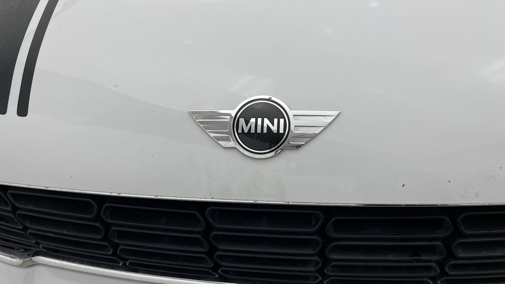 Thumbnail: 2012 MINI Cooper Countryman - 6