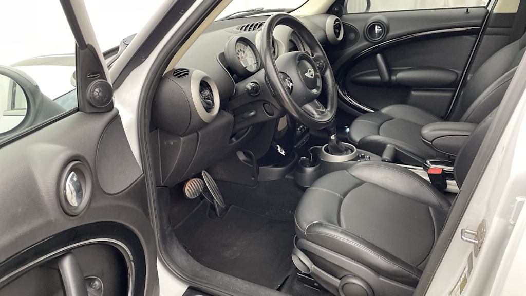 Thumbnail: 2012 MINI Cooper Countryman - 10