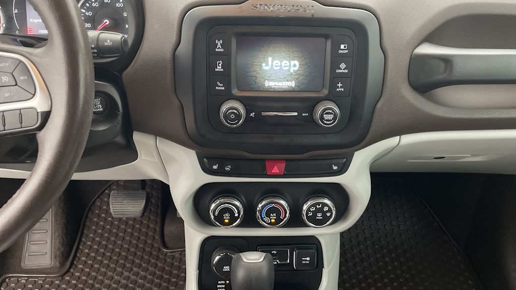 Thumbnail: 2017 Jeep Renegade - 26