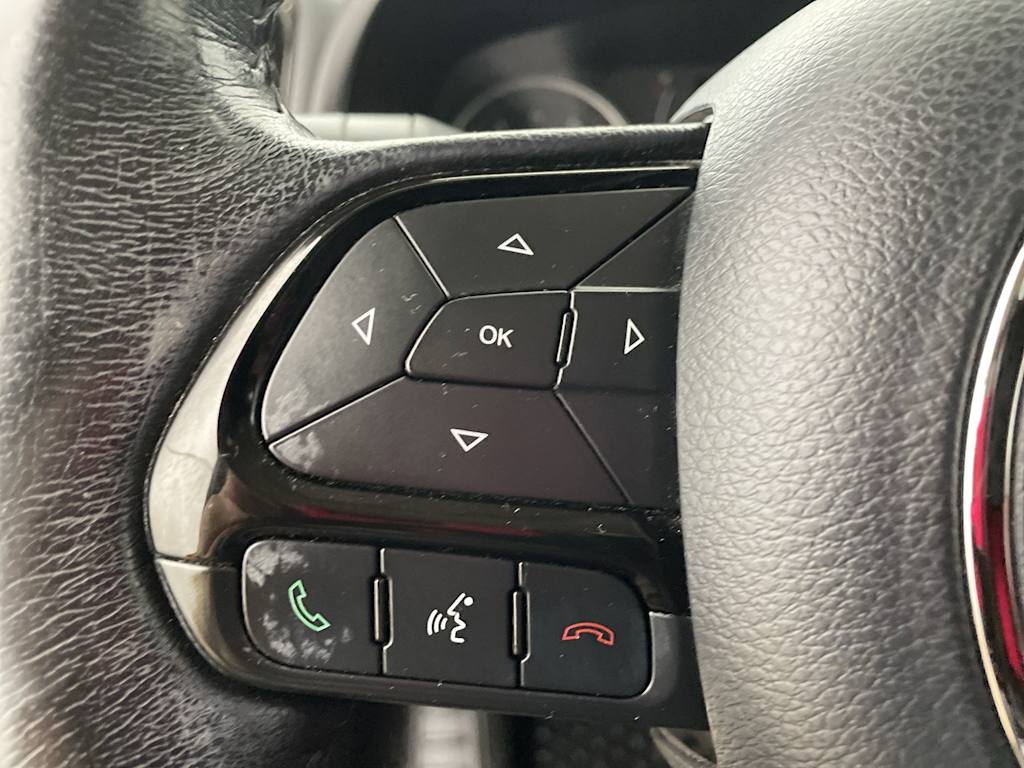 Thumbnail: 2017 Jeep Renegade - 26