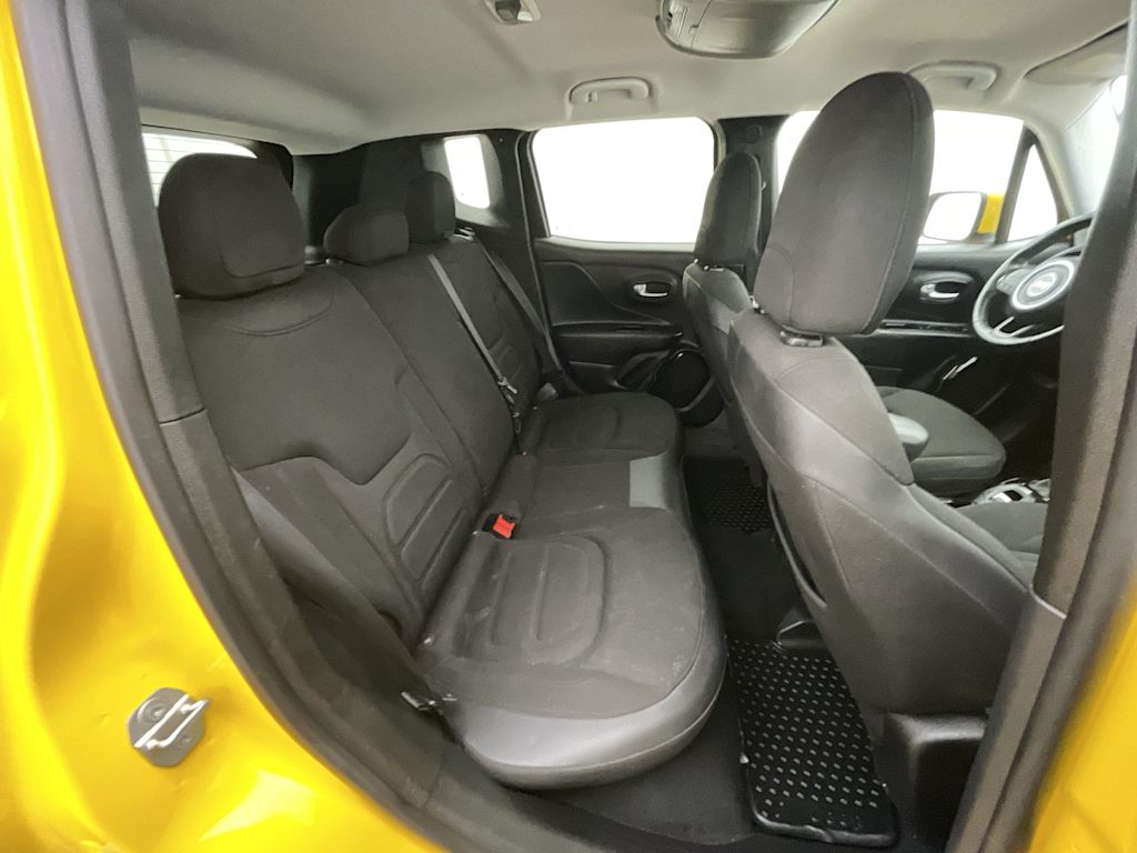 Thumbnail: 2017 Jeep Renegade - 25