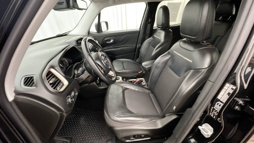 Thumbnail: 2017 Jeep Renegade - 11