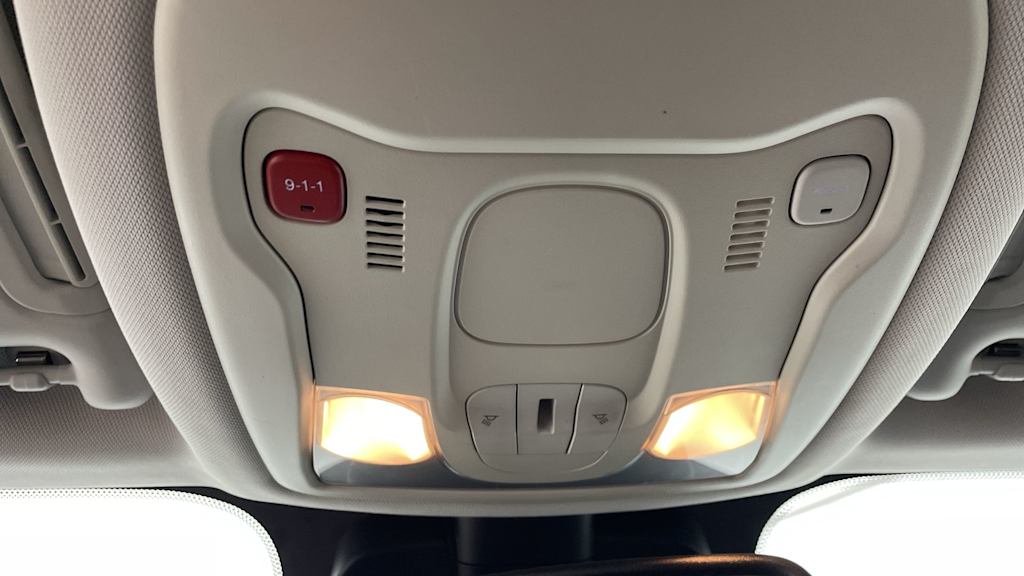 Thumbnail: 2017 Jeep Renegade - 32