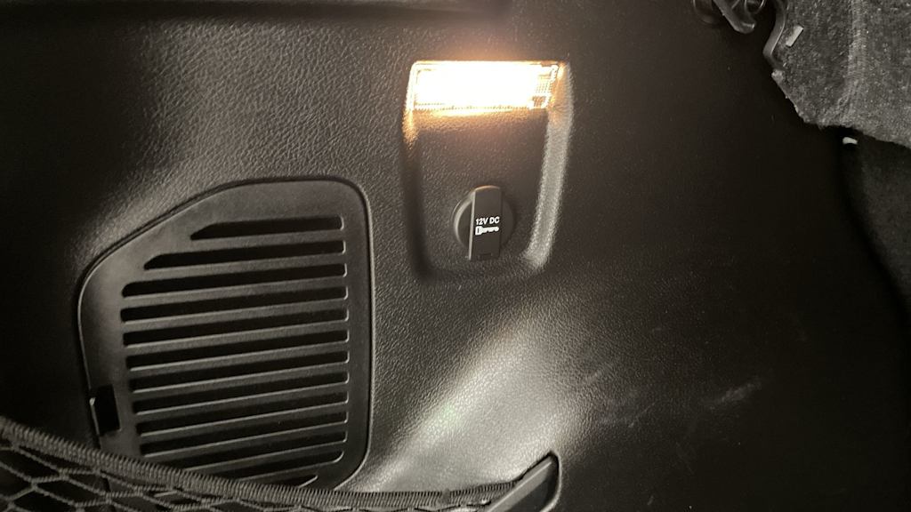 Thumbnail: 2017 Jeep Renegade - 34