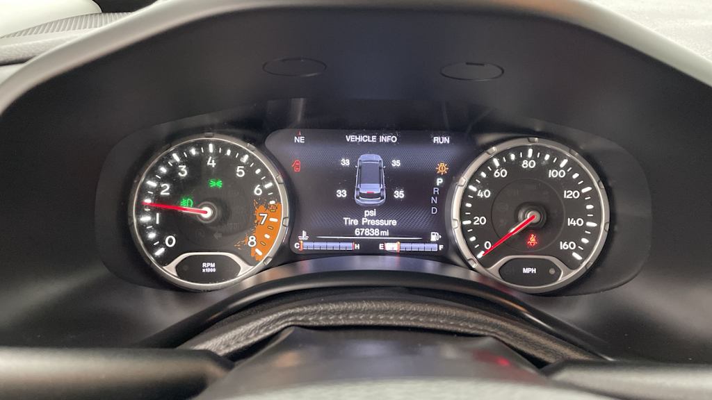 Thumbnail: 2017 Jeep Renegade - 15