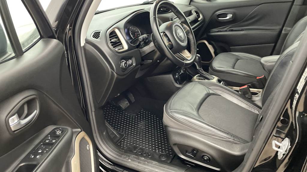 Thumbnail: 2017 Jeep Renegade - 10