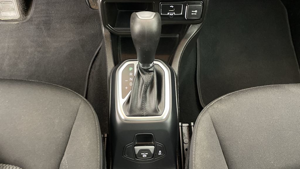 Thumbnail: 2020 Jeep Renegade - 14
