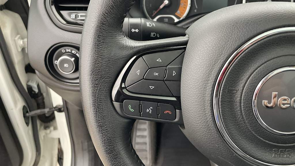 Thumbnail: 2020 Jeep Renegade - 25