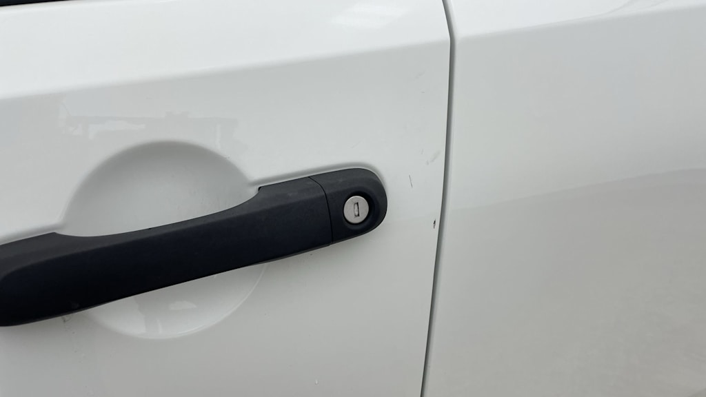 Thumbnail: 2020 Jeep Renegade - 38