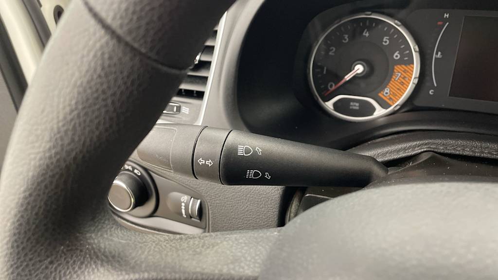 Thumbnail: 2020 Jeep Renegade - 26