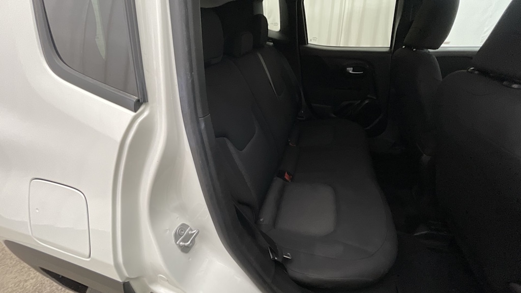 Thumbnail: 2020 Jeep Renegade - 21