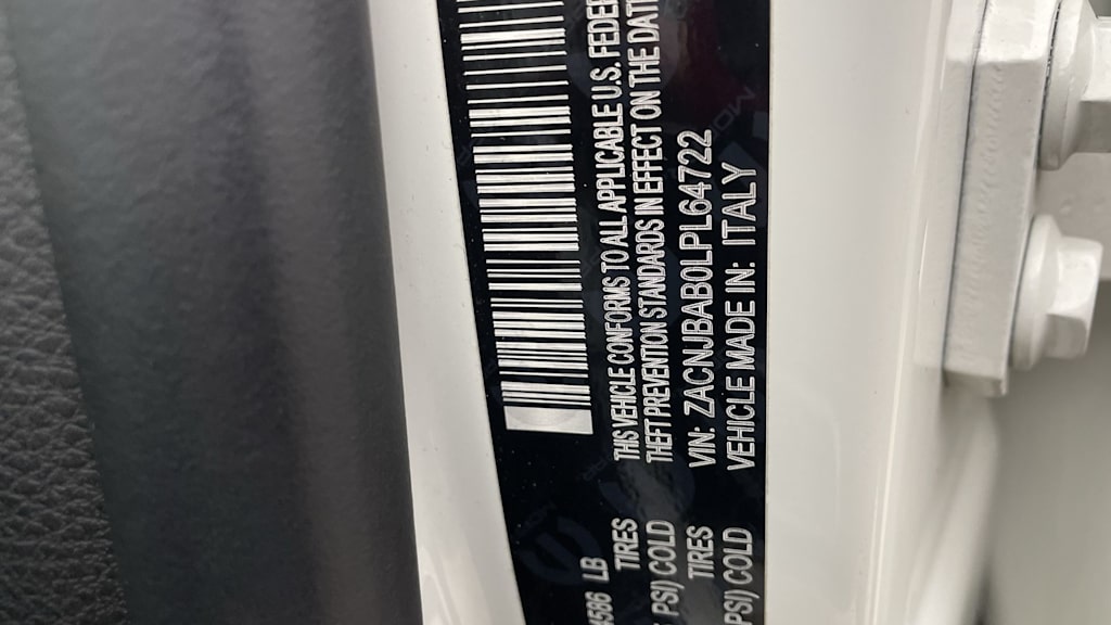 Thumbnail: 2020 Jeep Renegade - 18