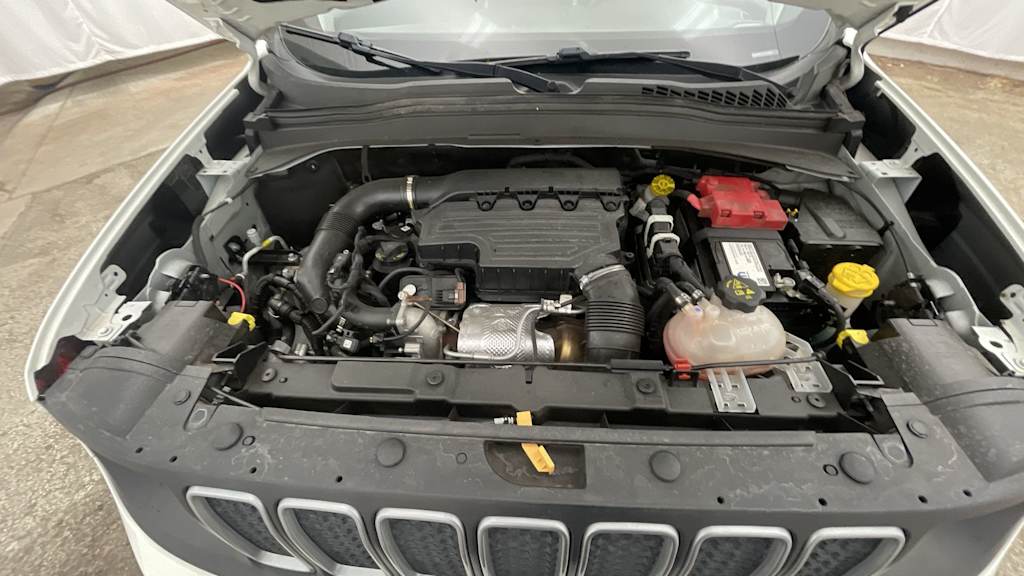 Thumbnail: 2023 Jeep Renegade - 8