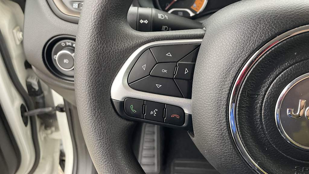 Thumbnail: 2023 Jeep Renegade - 24