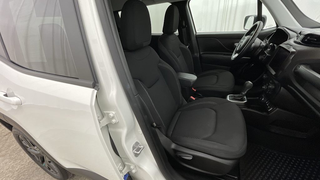 Thumbnail: 2023 Jeep Renegade - 23