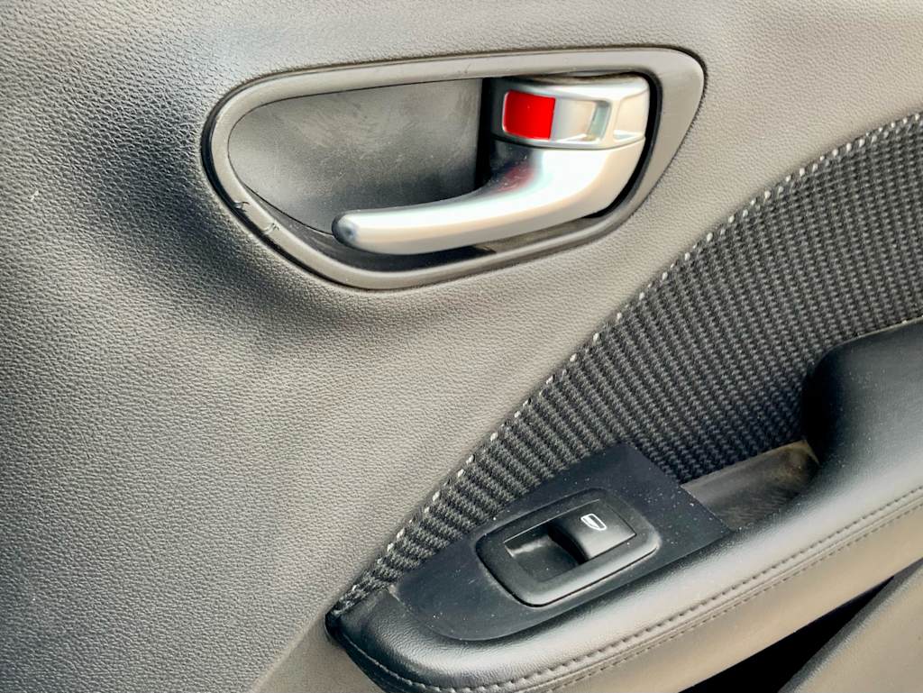 Thumbnail: 2015 Dodge Dart - 36