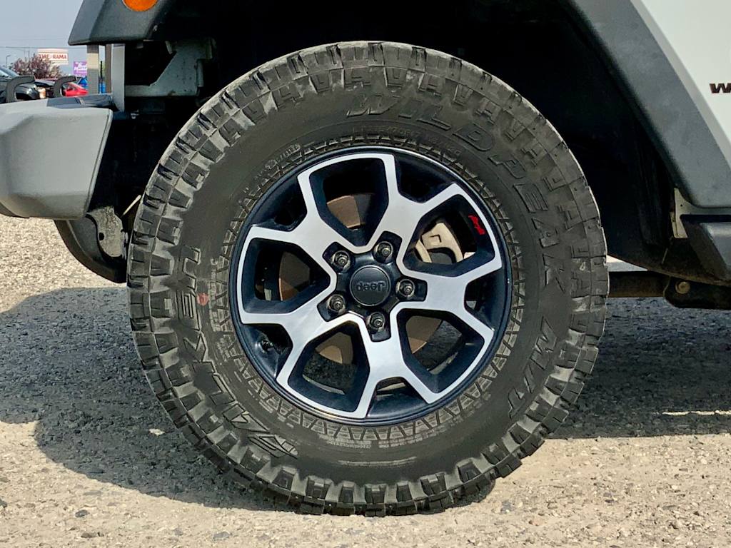 Thumbnail: 2015 Jeep Wrangler - 7