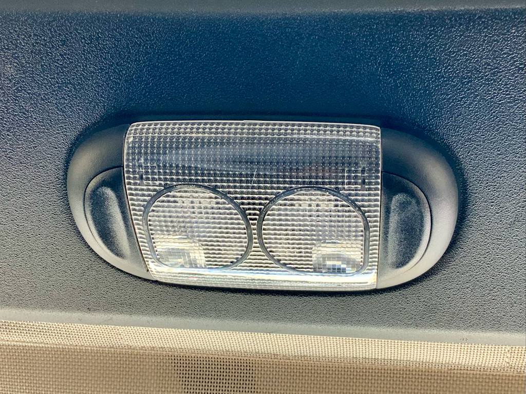 Thumbnail: 2015 Jeep Wrangler - 18