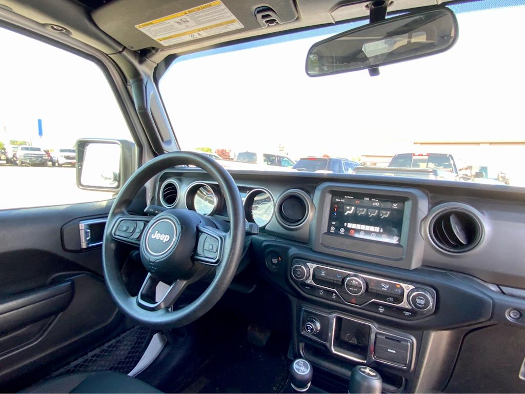 Thumbnail: 2023 Jeep Wrangler - 9