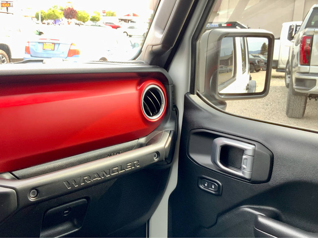 Thumbnail: 2021 Jeep Wrangler - 41