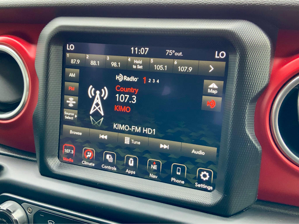 Thumbnail: 2021 Jeep Wrangler - 45