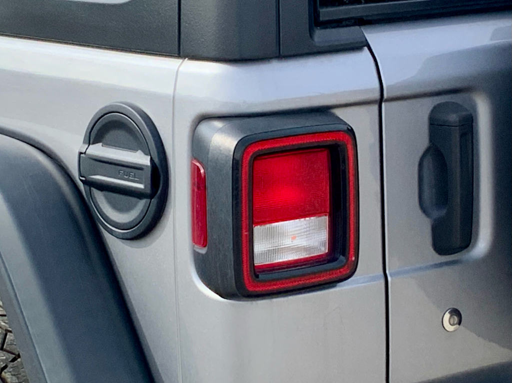Thumbnail: 2018 Jeep Wrangler - 26