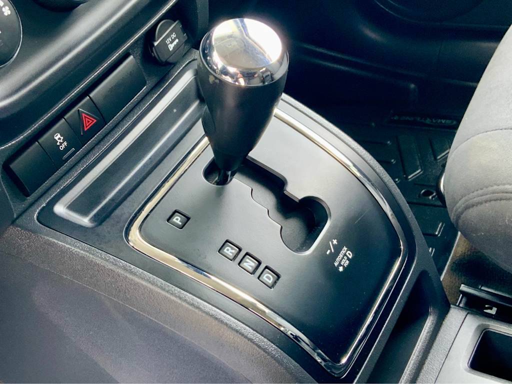 Thumbnail: 2016 Jeep Patriot - 15