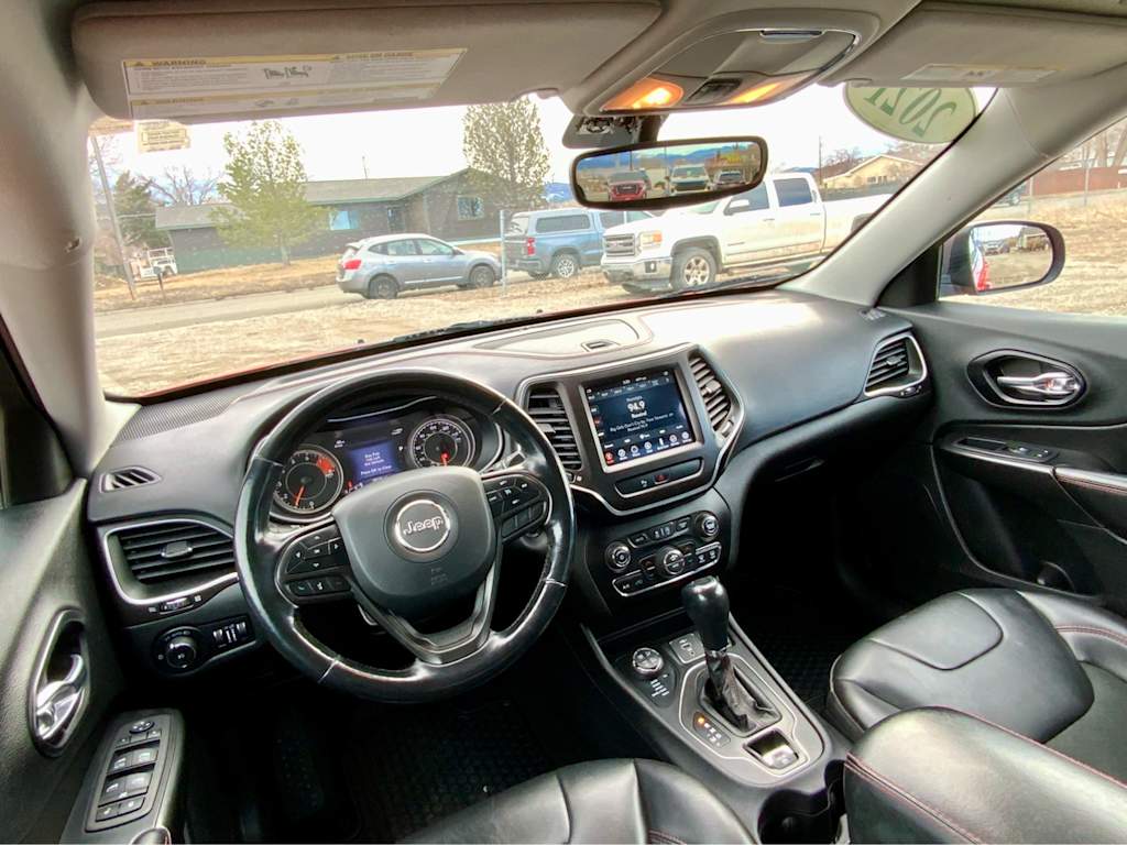 Thumbnail: 2021 Jeep Cherokee - 9