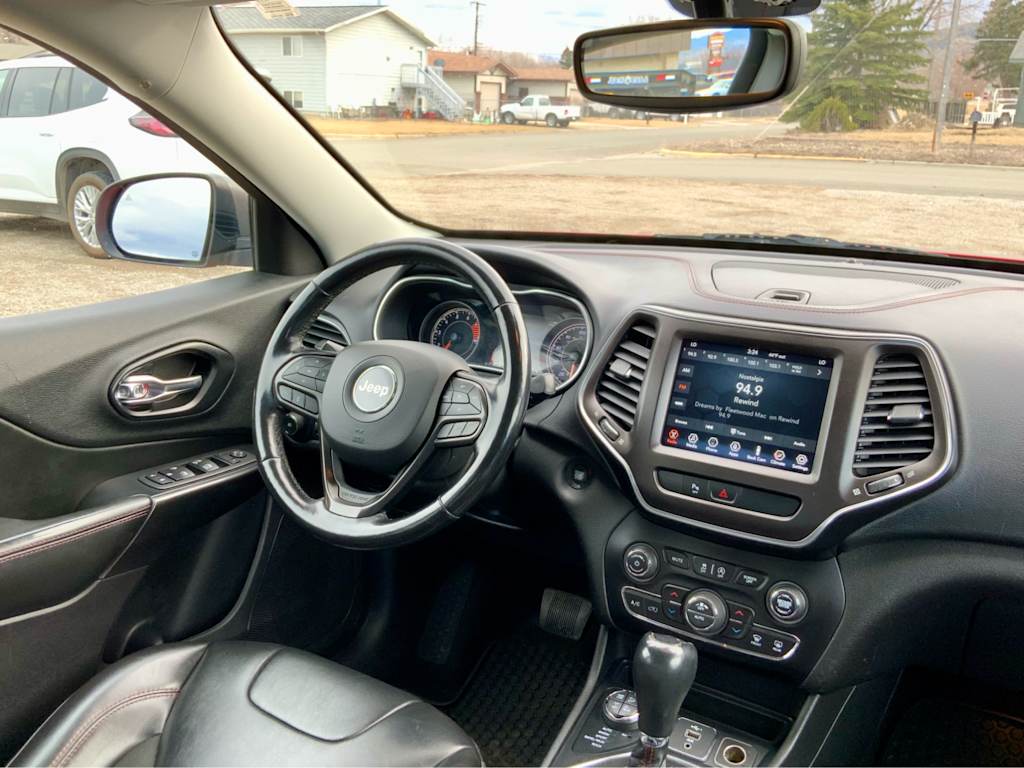 Thumbnail: 2021 Jeep Cherokee - 37