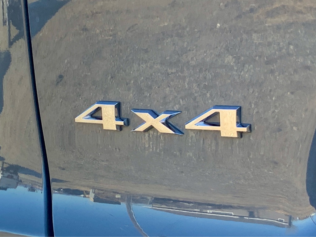 Thumbnail: 2021 Jeep Cherokee - 28