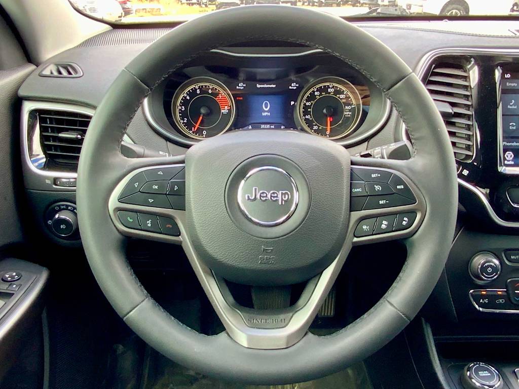 Thumbnail: 2022 Jeep Cherokee - 12