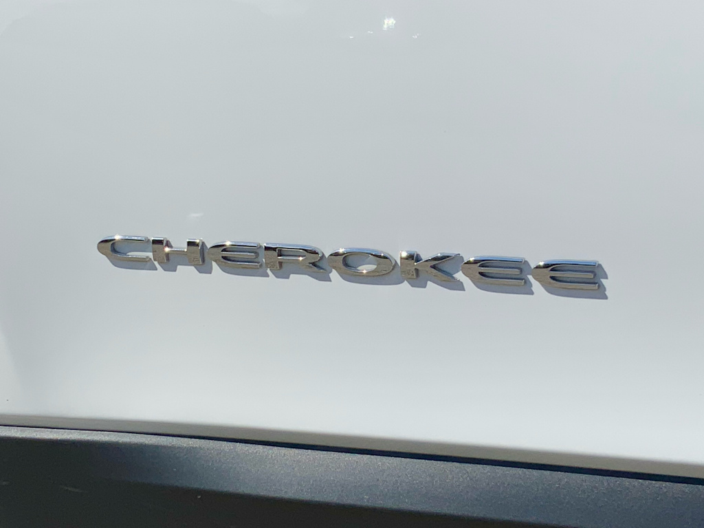 Thumbnail: 2022 Jeep Cherokee - 7