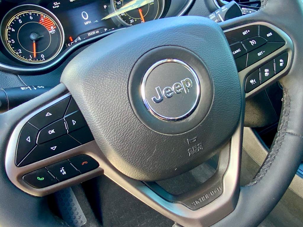 Thumbnail: 2022 Jeep Cherokee - 40