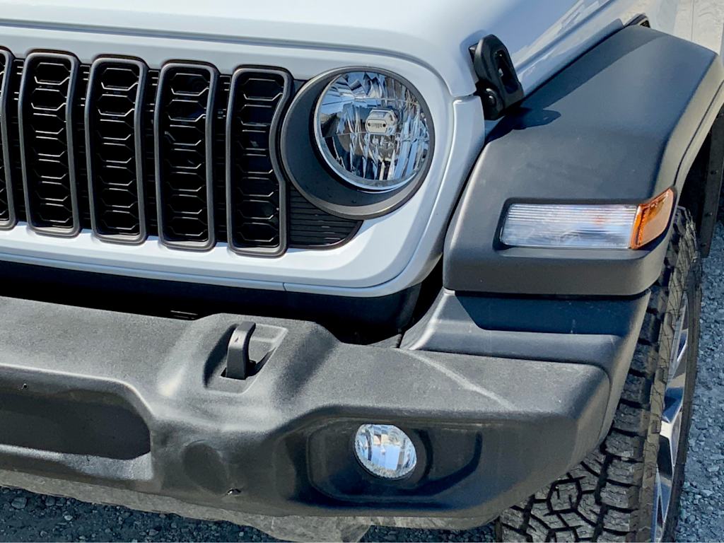 Thumbnail: 2024 Jeep Wrangler - 29