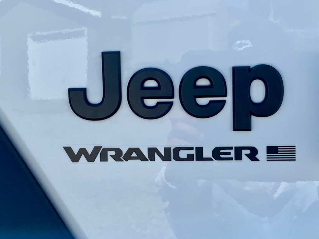Thumbnail: 2024 Jeep Wrangler - 7