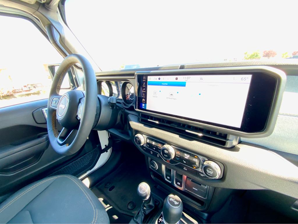 Thumbnail: 2024 Jeep Wrangler - 14