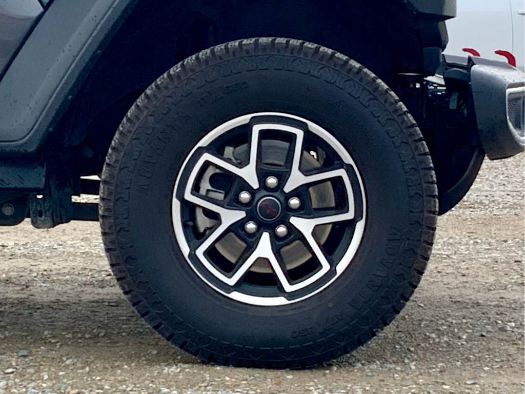 Thumbnail: 2024 Jeep Wrangler - 27