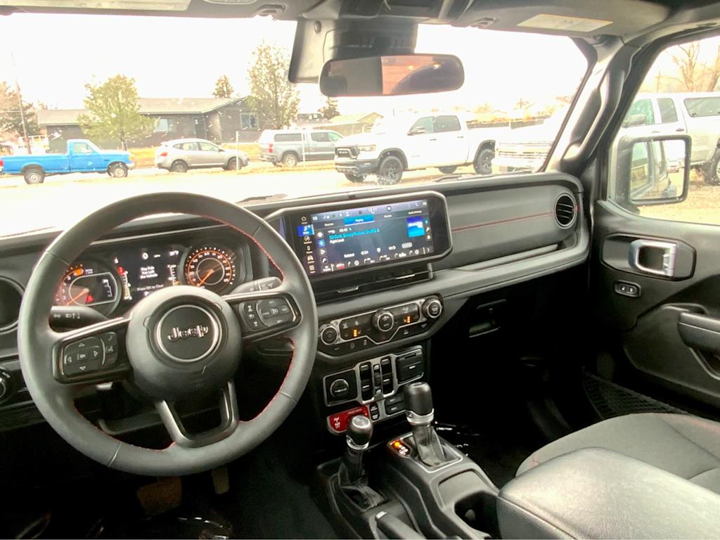 Thumbnail: 2024 Jeep Wrangler - 14