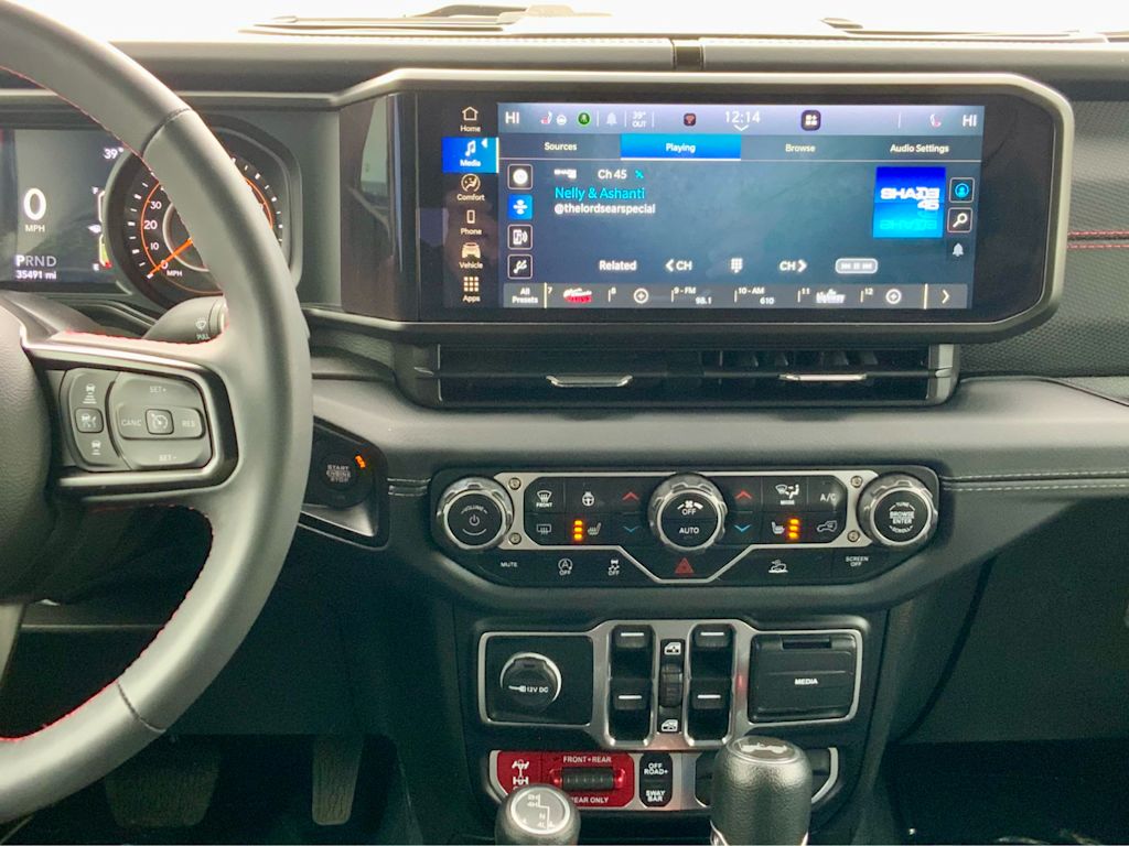 Thumbnail: 2024 Jeep Wrangler - 15